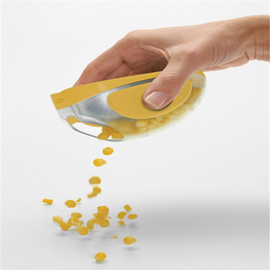 Grips Corn Stripper