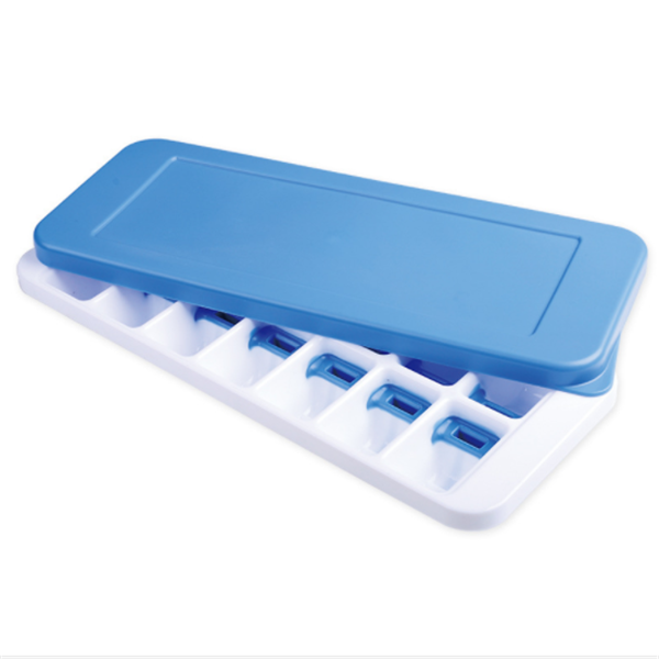 Ice Cube Tray With Cover