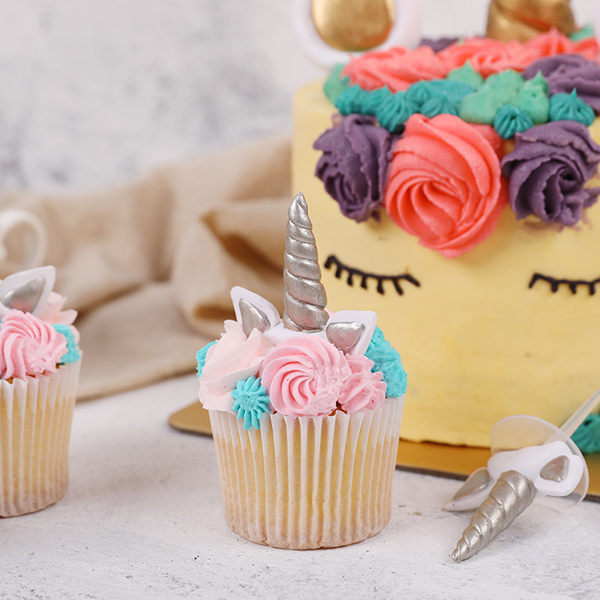 Amazing Unicorn Cake Decorating