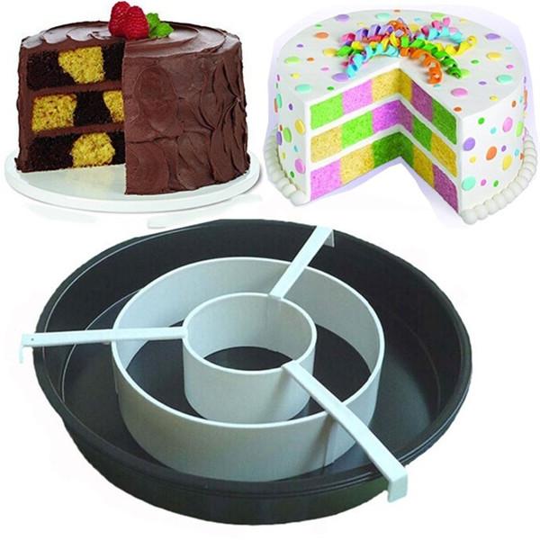 Round Checkrboard Cake Pan Set