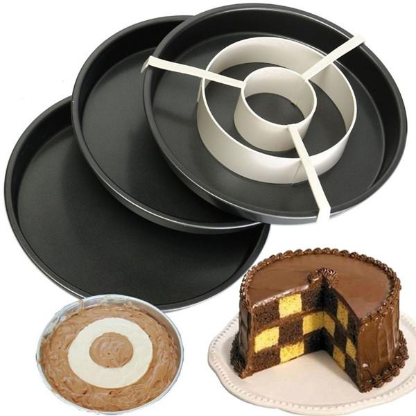 Round Checkrboard Cake Pan Set