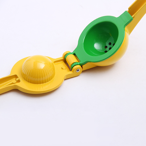 Manual Lemon Squeezer