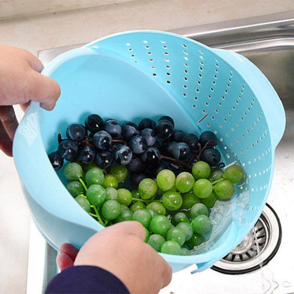 Flipping Washing Rice Basket