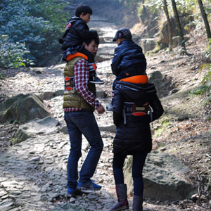 Free Shoulder Carriers